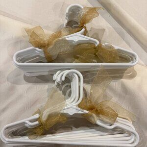 20 Toddler Kid White plastic hanger for shirts pants 11.5" Excellent condition